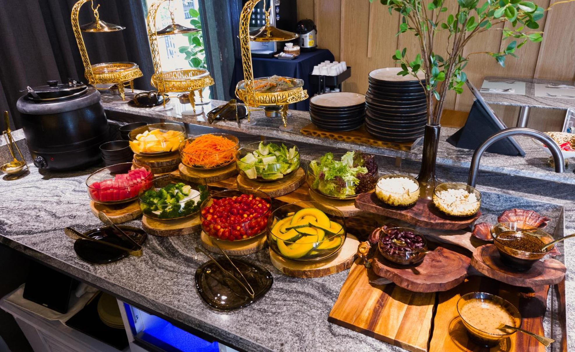 Shan Villas Sukhumvit Банкок Екстериор снимка